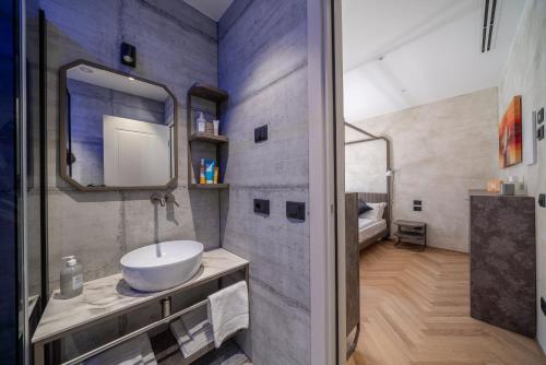 Sea Garden Apartments & Rooms - image 5