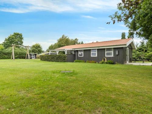 Holiday Home Imelda - 250m to the inlet in NE Jutland by Interhome