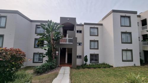 Exterior view, Laguna La Crete 225 in Margate North Beach