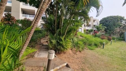 Garden, Laguna La Crete 225 in Margate North Beach