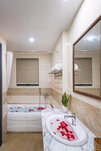 HoiAn Déjà Blue 2- Private villa with 4BR and pool, Hoi An (foto 8)
