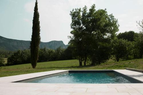 Magnifique maison en pierre avec piscine