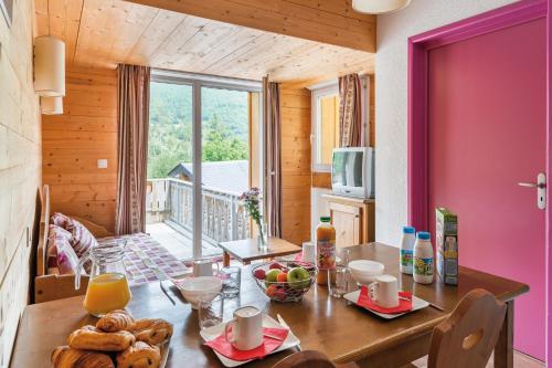 Lagrange Vacances Le Domaine des 100 Lacs - main image