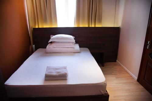 People Guest House