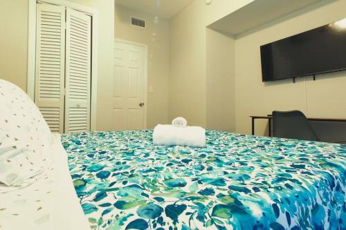 Spacious Modern 5 Bedrooms JAX Spacious Modern 5 Bedrooms JAX