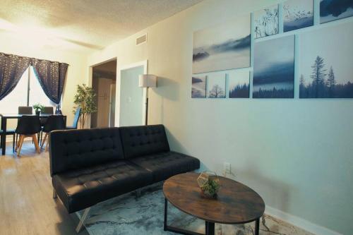 Spacious Modern 5 Bedrooms JAX Spacious Modern 5 Bedrooms JAX