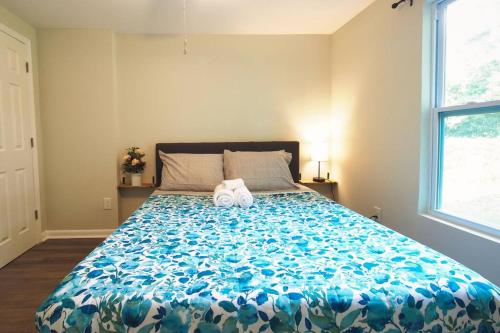 Spacious Modern 5 Bedrooms JAX Spacious Modern 5 Bedrooms JAX