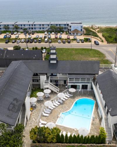 A Wave Inn - Montauk 2