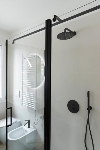 Two-Bedroom Apartment image 6