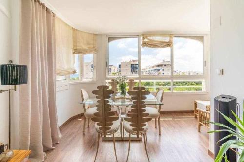 Playa Arenales l Couples Getaway