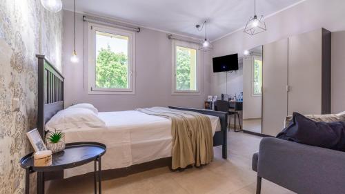  -Le stanze dei Pico- Wi-Fi, nel cuore di Mirandola - una terrazza unica sul tetto, Ferienwohnung in Mirandola