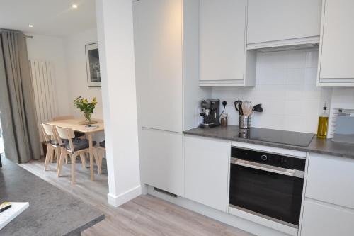 Cowes Town House in Cowes Medina