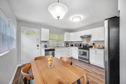 Riverside Heights Bungalow in Tampa, USA