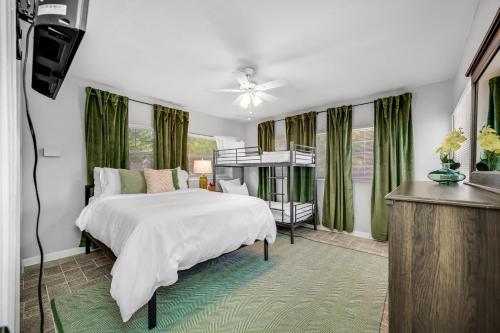 Riverside Heights Bungalow in Tampa, USA