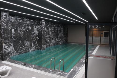 Grand Müdüroğlu Hotel (Grand Muduroglu Hotel) in ไอย์ดิน