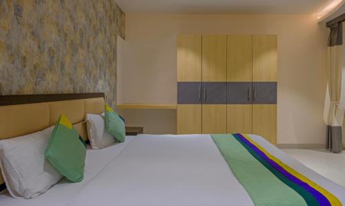Superior Double Room image 5