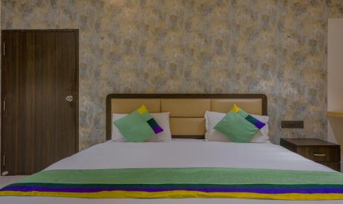 Superior Double Room image 1