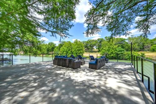 Luxury Riverfront Oasis with Boat Dock-Grill-Firepit!