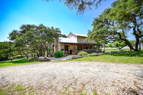 Luxury 23-ac Ranch Casita with Hot tub and Firepit!