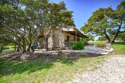 Luxury 23-ac Ranch Casita with Hot tub and Firepit!