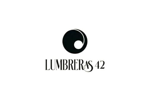 Lumbreras 42 Apartamento, cerca de Isla Mágica y Estadio de la Cartuja, parking opcional, Sevilla