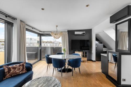 Hotel Republika & Suites - image 3