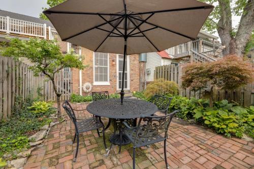 Riverfront Studio with Private Patio and Garden!, Augusta (foto 3)