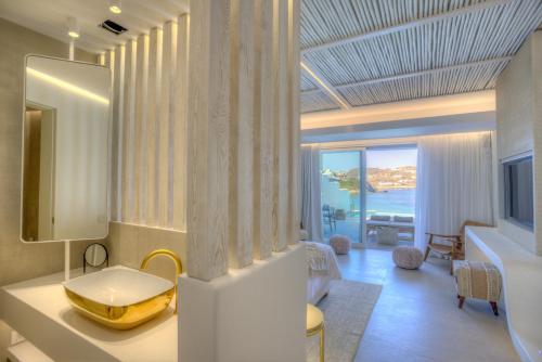 Icon Mykonos