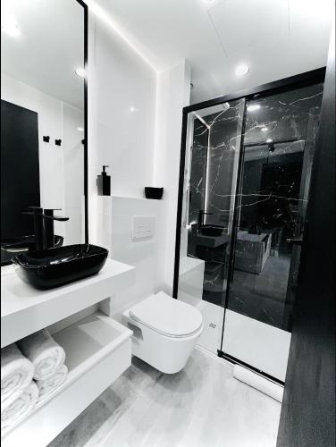 Suite in the City avec JACUZZI PRIVATIF - Hyper Centre, Montpellier (zdjęcie 10)