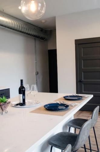 Stunning Condos Near Washington Park w Parking in Cincinnati, USA