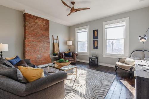 OTR Penthouse Walk Everywhere FREE Parking in Cincinnati, USA