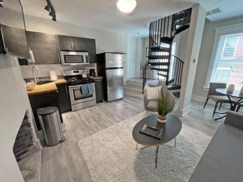 Full Building Huge Downtown Retreat Walkable To Everything - Cincinnati