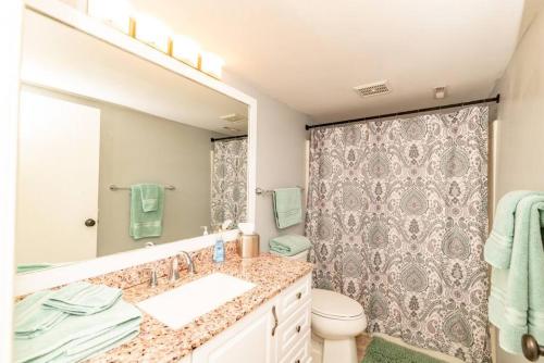 Mt Adams 1BR Great Location Steps from Monastery in Cincinnati, USA