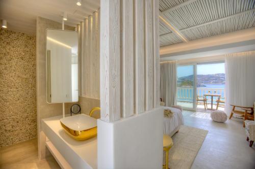 Icon Mykonos