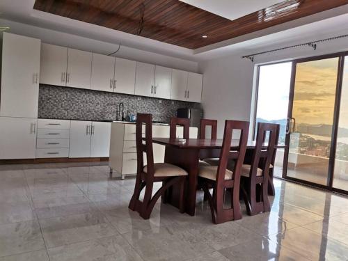 Studio de luxe chez FOUR IN ONE Résidence (Studio de luxe chez FOUR IN ONE Residence) in Лімбе