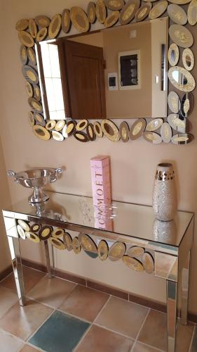 Beautiful, spacious villa, heated pool, sleeps eight, with quality furnishings, Caleta De Fuste (foto 6)