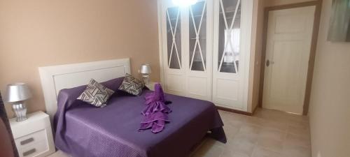 Beautiful, spacious villa, heated pool, sleeps eight, with quality furnishings, Caleta De Fuste (foto 10)