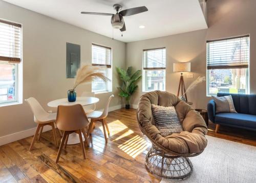 Explore OTR and Downtown from Broadway Lofts in Cincinnati, USA