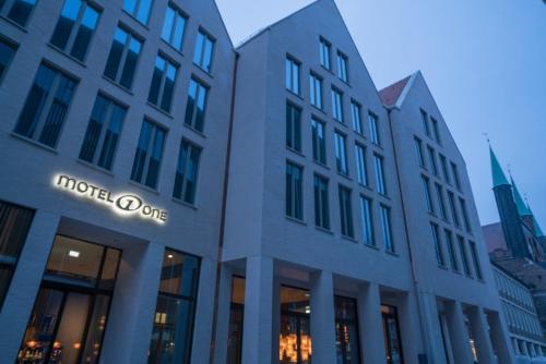Entrance, Motel One Lubeck in Lubeck