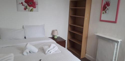 New Find Guest House M22 Room Type - Double Room with Garden View