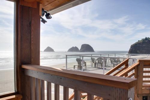 . Boat Basin #1 & Tillamook Nook #2