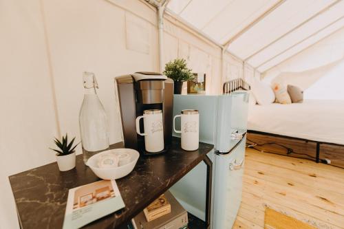 Timberline Glamping at Amicalola Falls in Dawsonville, USA
