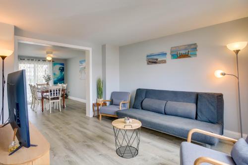 Brigantine Home with Outdoor Dining, Near Beaches! in Brigantine, USA