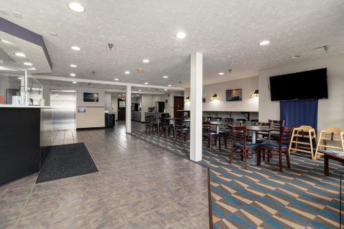 Microtel Inn & Suites by Wyndham Manistee