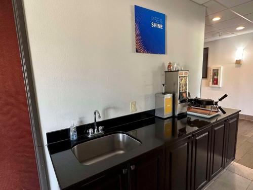 Comfort Suites Jackson - Cape Girardeau - image 12