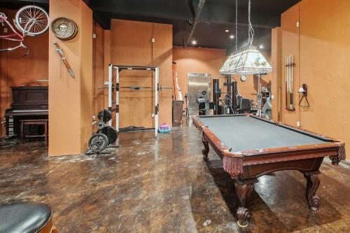 Lonsdale Vacation Rental with Pool and Hot Tub! in Lonsdale, USA