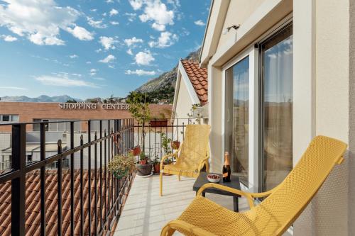 المنظر الخارجي, Kotor Central Point in دوبروتا