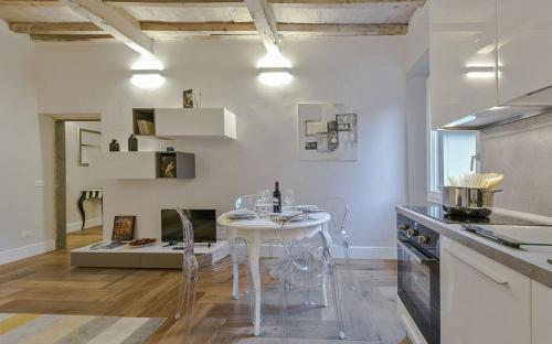 Apartment image 10