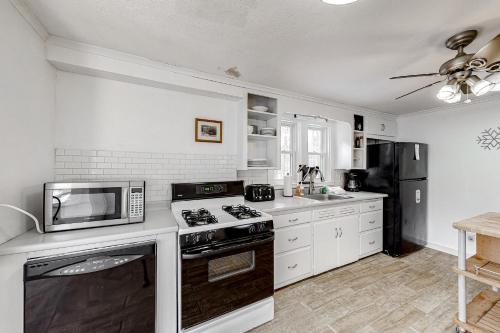 Vermont Farm House and Studio in Proctorsville, USA