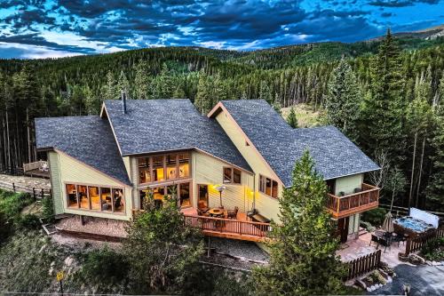 Moose Hill Lodge home in Breckenridge, USA